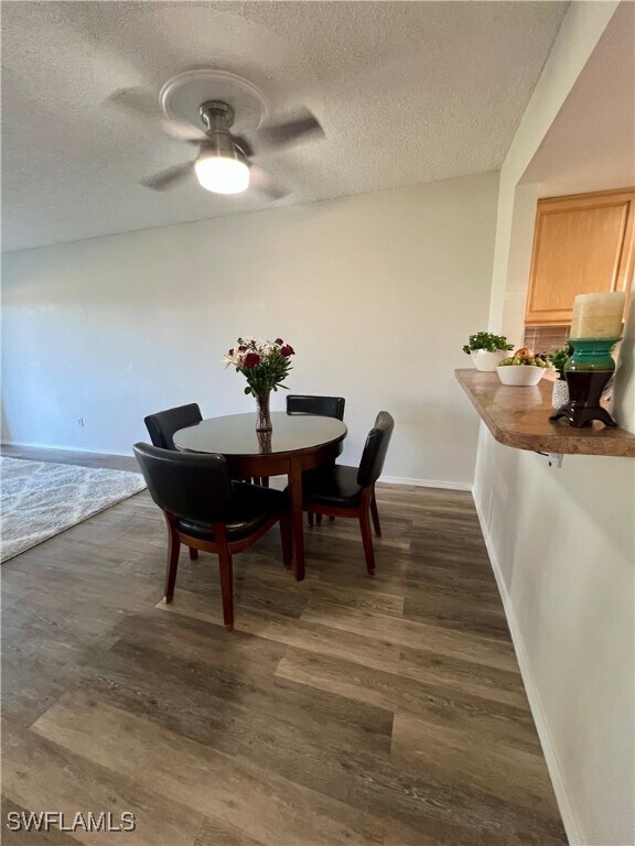 Building Photo - 423 Cape Coral Pkwy W