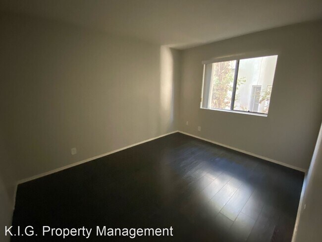 Building Photo - 1 br, 1 bath Apartment - 827 S. Wilton Pla...
