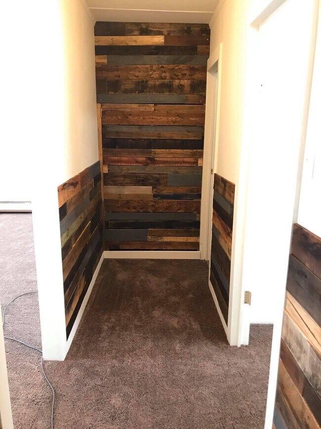 Building Photo - 1508 Scott St