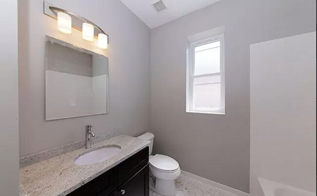 Building Photo - 2723 N Monticello-3