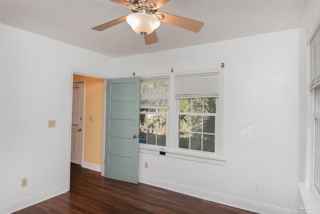 Building Photo - 418 Vancouver St