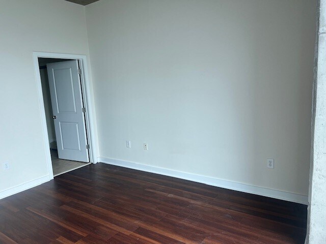 Building Photo - 3300 Windy Ridge Pkwy SE