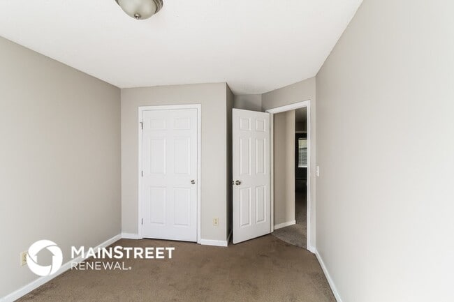 Building Photo - 4809 Shallow Farm Dr NE