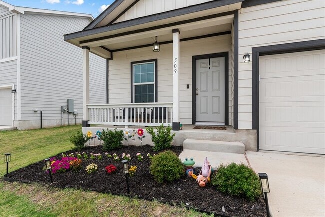 Building Photo - 509 Halfmoon Dr