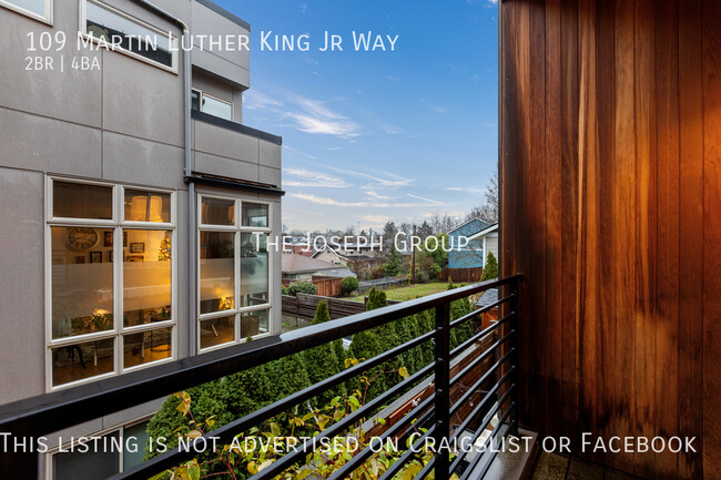 Building Photo - Modern 2 bed/3.5 bath Seattle townhome