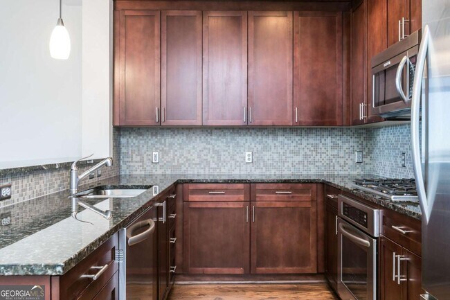 Building Photo - 270 17th St NW