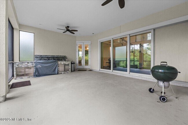 Building Photo - 2904 Marmaris Dr