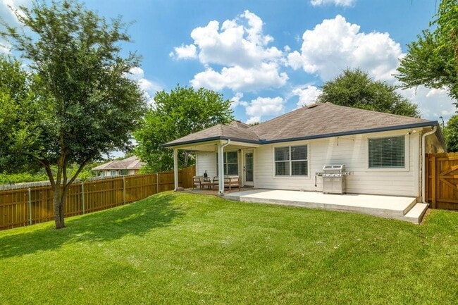 Building Photo - 1819 Melissa Oaks Ln