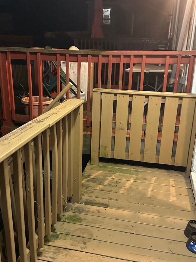 Building Photo - Newly Renovated, Spacious Home! W/D! Partially Finished Basement! Central Air! Available Now!