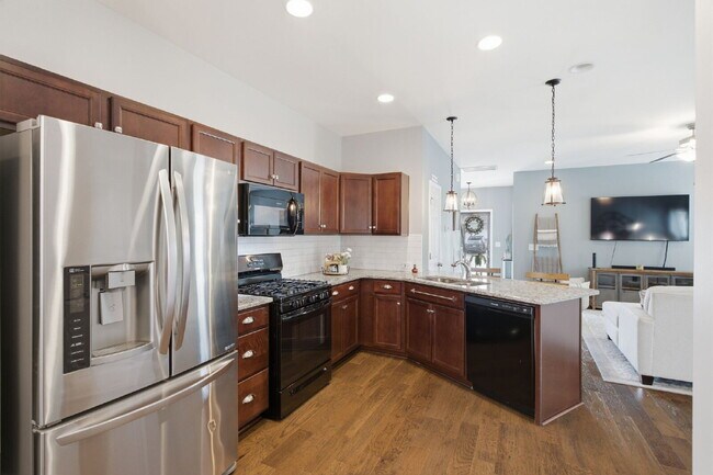 Building Photo - Zoned for the highly-rated Liberty Creek schools with resort-style amenities!