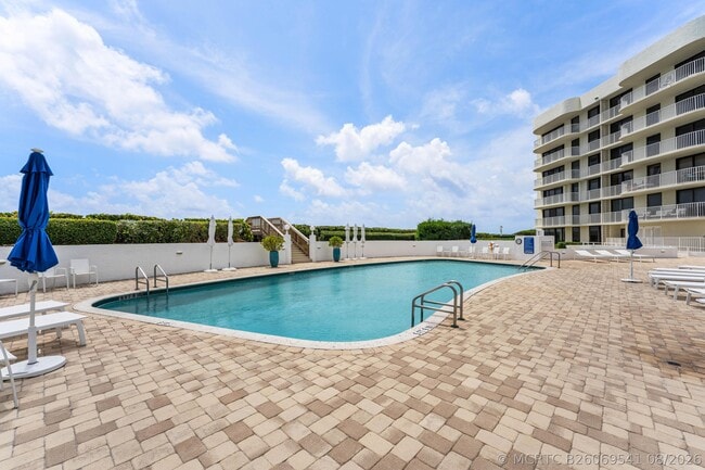 Building Photo - 3360 S Ocean Blvd
