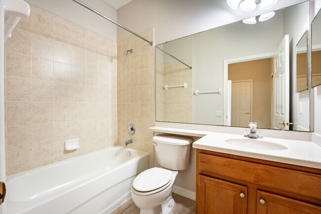 Building Photo - 9435 Myrtle Creek Ln