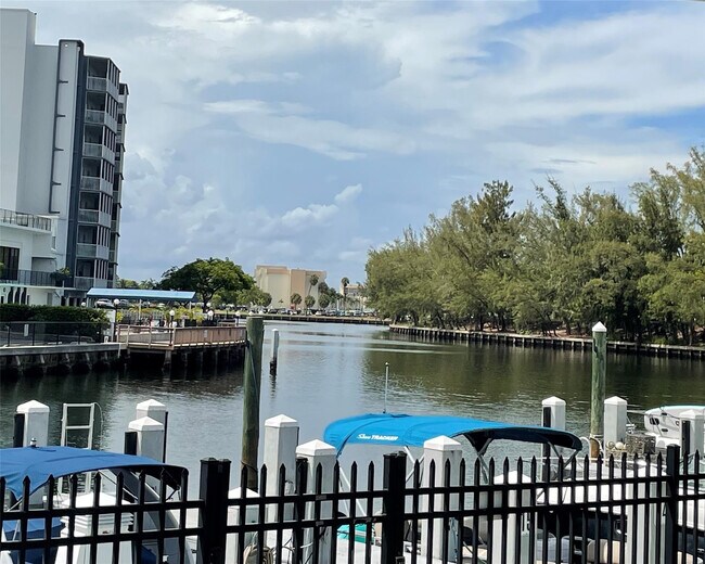 Building Photo - 701 Three Islands Boulevard