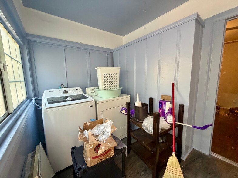 Building Photo - 14119 Erwin St