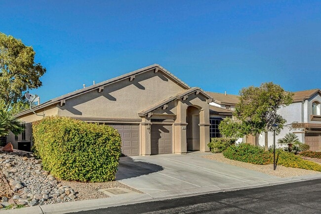 Building Photo - Gorgeous NW Single Story! 3 Car Garage! Serene Backyard.