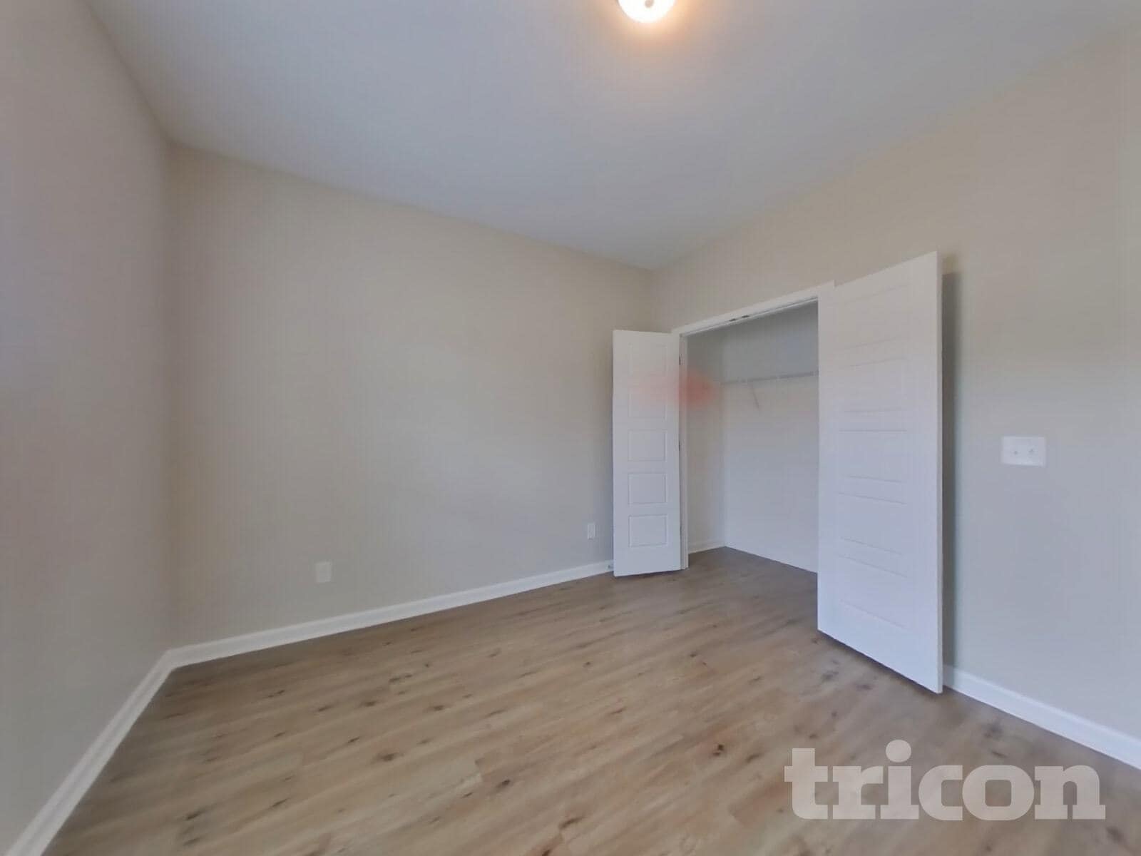 Building Photo - 825 Ellyson Dr