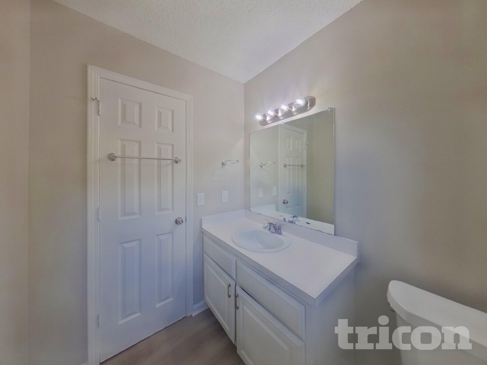 Building Photo - 1 Tomafield Ct