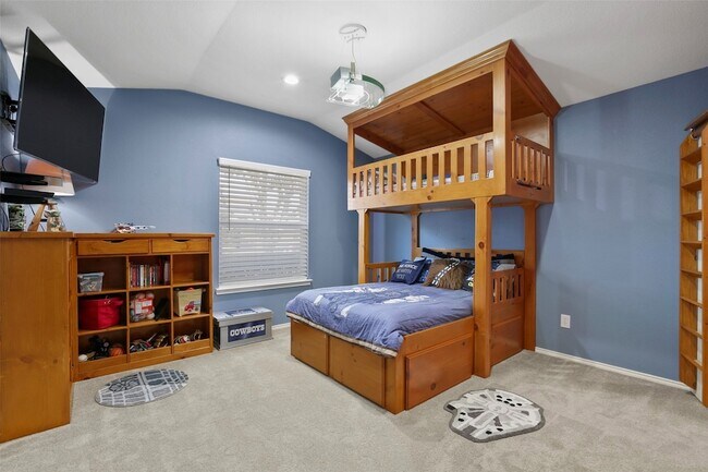 Building Photo - 7802 Milestone Ridge Dr