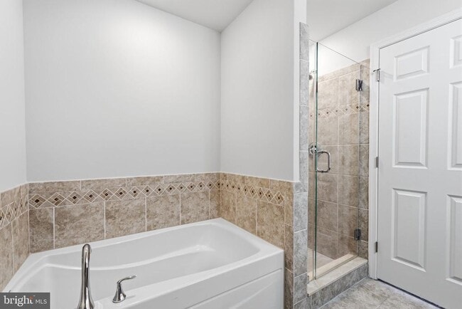 Building Photo - 637 Diamondback Dr