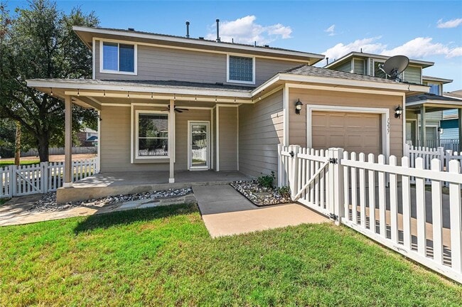 Building Photo - 1227 Cardigan St