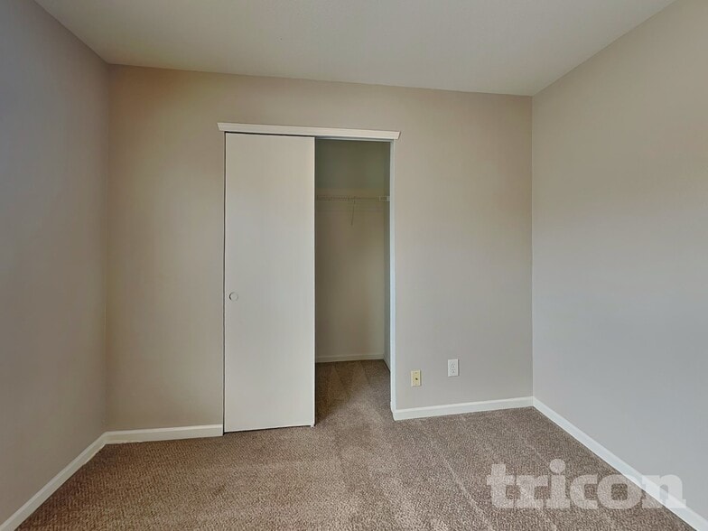 Building Photo - 7320 Mitzi Deborah Dr