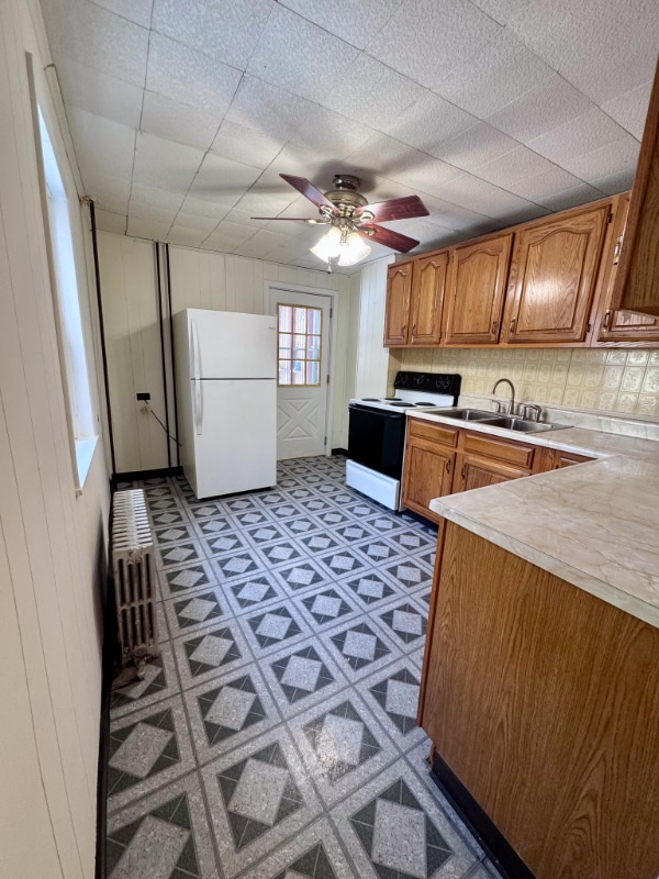 Building Photo - 229 S Nicholas St