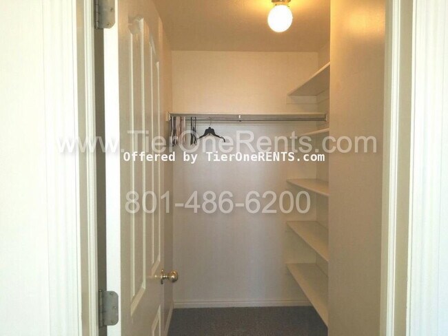 Building Photo - NO DEPOSIT option available for qualified renters!