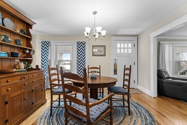 Building Photo - 6 Davis Way