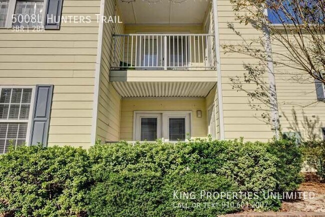 Building Photo - 5008L Hunters Trail