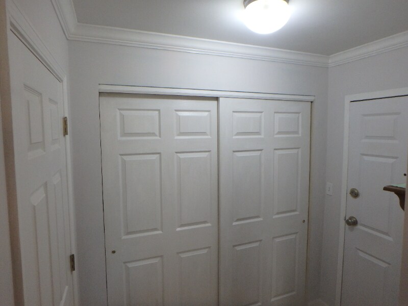 Building Photo - 500 N Wilke Rd