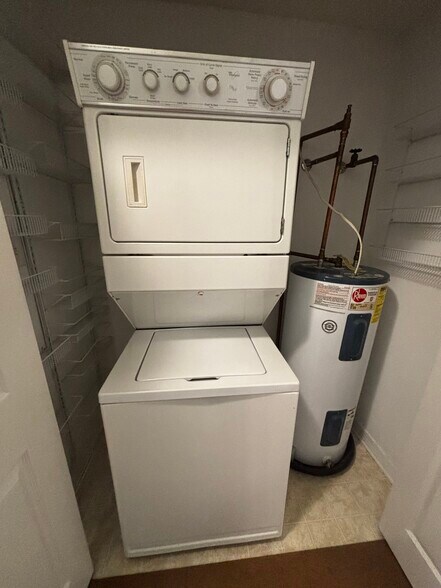 In-unit Laundry - 1501 Partin Dr N