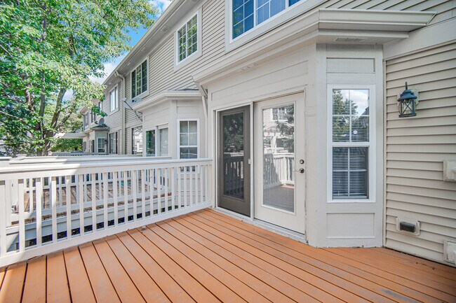 Building Photo - 1252 Townes Cir
