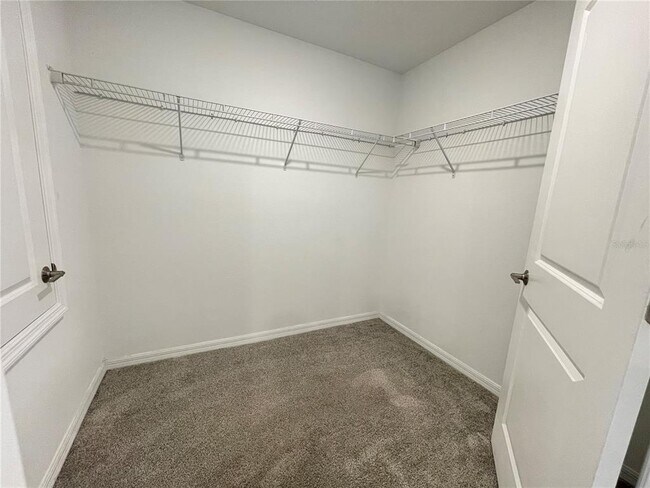 Building Photo - 831 Ofanto Wy