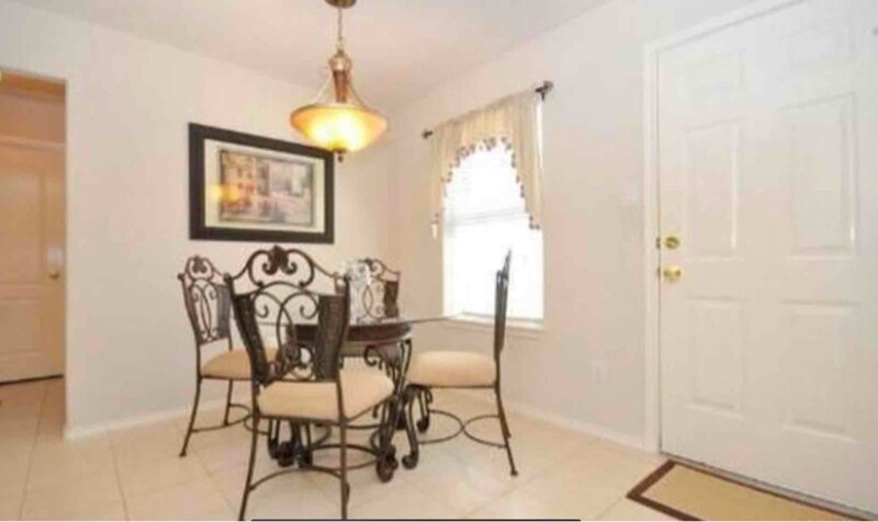 Building Photo - 9008 Gainsborough Dr