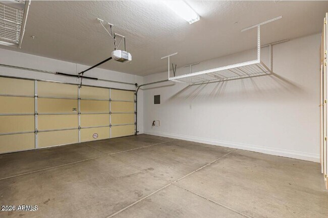 Building Photo - 41441 N Laurel Valley Way
