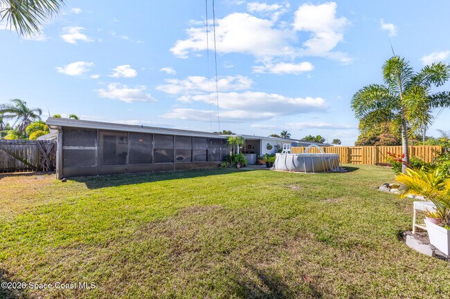 Building Photo - 229 NE 1st St