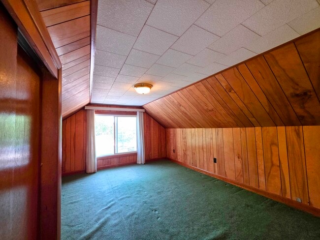 Building Photo - 97 White St