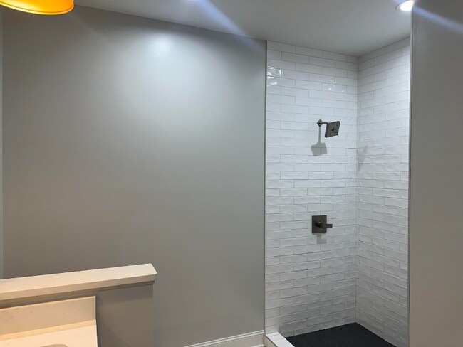 Building Photo - 145 Carefree Ln