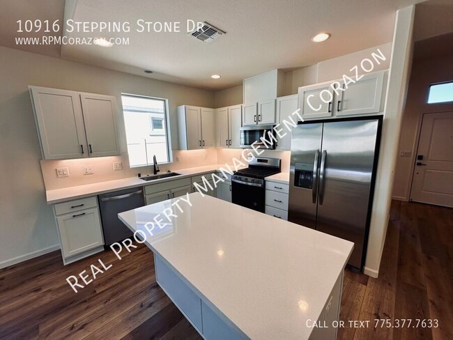 Building Photo - 10916 Stepping Stone Dr