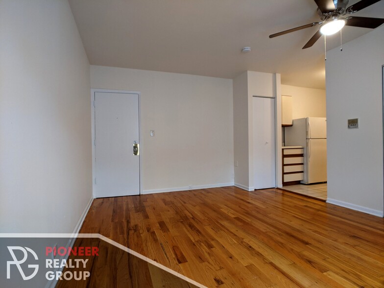 Studio 1 Bath - 813 W Cornelia Ave
