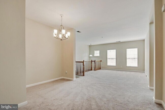 Building Photo - 43028 Old Gallivan Terrace