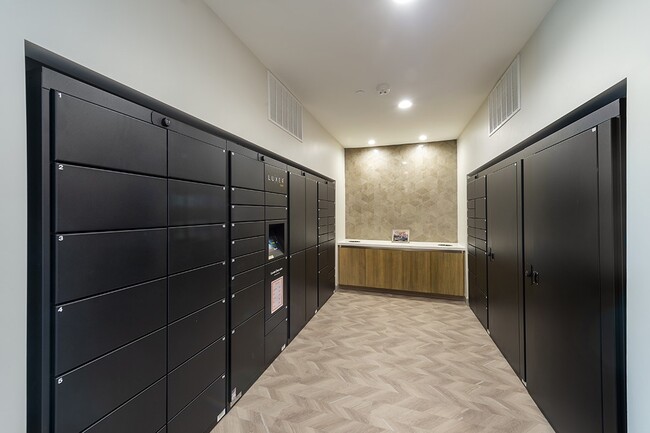 Building Photo - 1724 Partnership Way