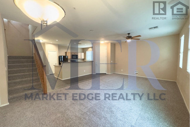 Building Photo - 3Bed/2.5Bath Townhouse at 83rd Ave/I-10! Ready for Immediate Move-In! -- FENCED-IN YARD! 2 CAR GA...