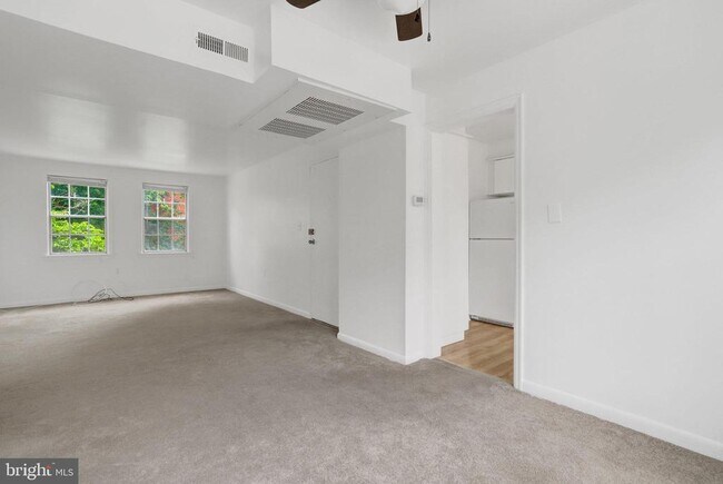 Building Photo - 1413 Belle View Blvd