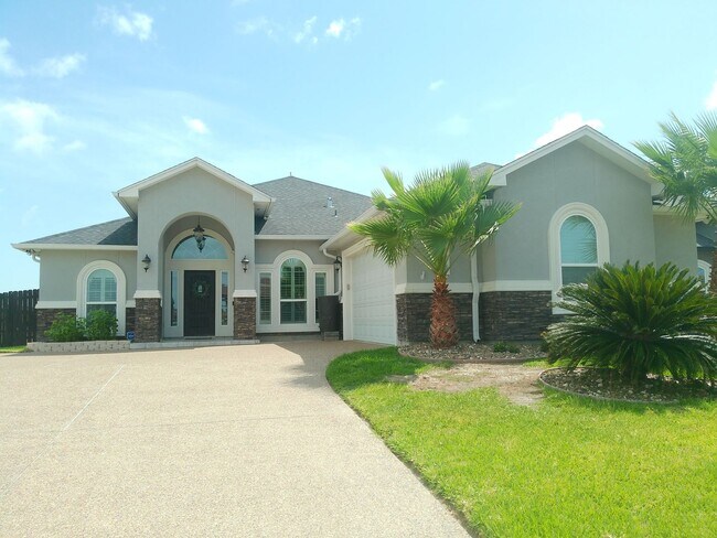 Primary Photo - 8206 Big Bend Dr