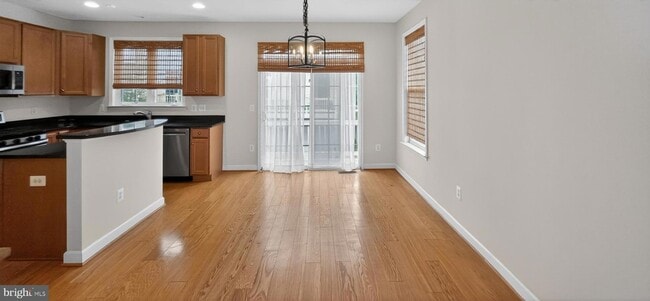 Building Photo - 11601 Leesborough Cir