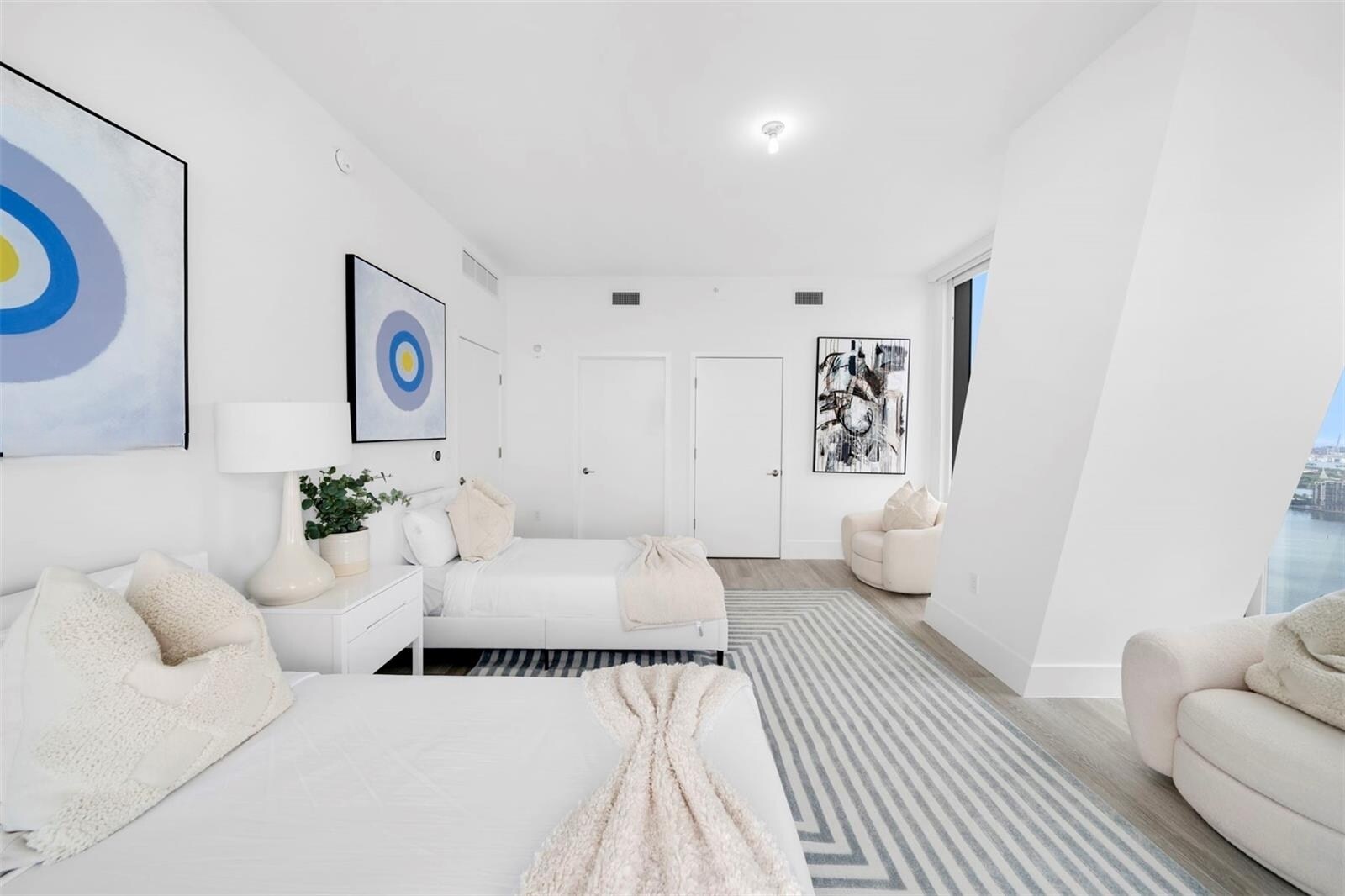 Building Photo - 788 NE 23rd St