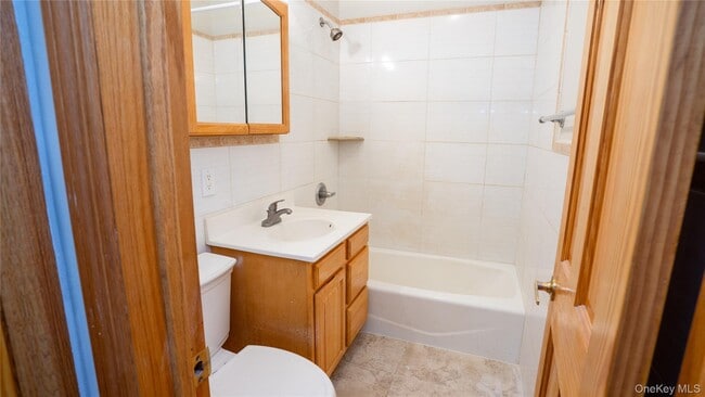 Building Photo - 46 N Village Ave