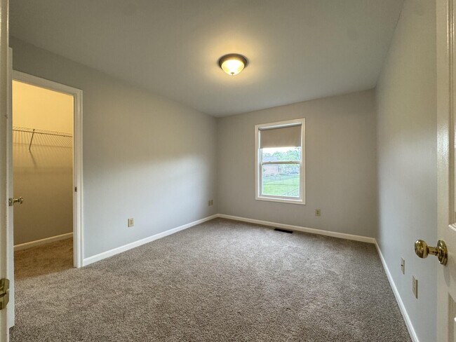 Building Photo - 11328 Sheffield Ln