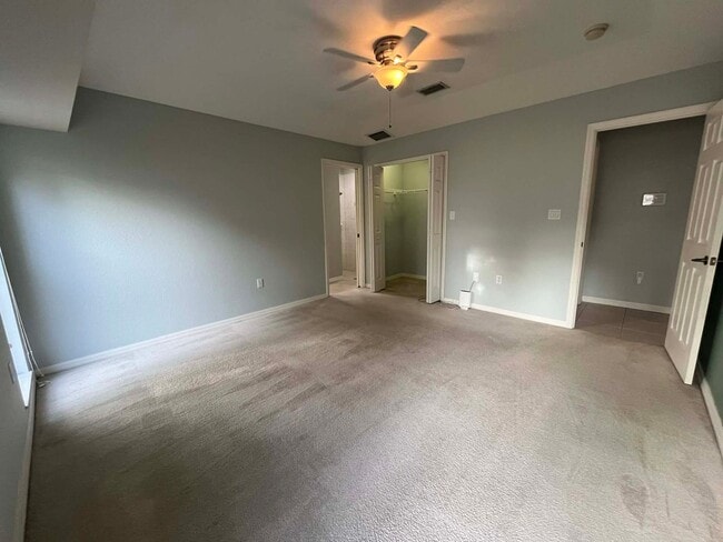 Building Photo - 25381 Deep Creek Blvd